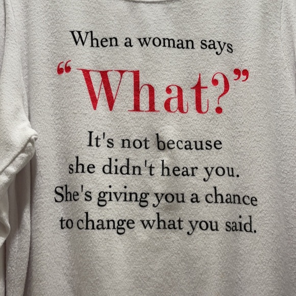 White Pullover - Picture 3 of 4